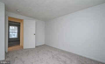 641 Lamberton St in Trenton, NJ - Building Photo - Building Photo