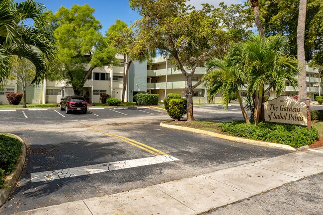 The Gardens of Sabal in Tamarac, FL - Building Photo - Building Photo
