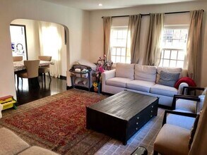 1628 Westerly Terrace in Los Angeles, CA - Foto de edificio - Building Photo