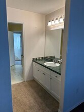 11940 SE Schiller St in Portland, OR - Building Photo - Building Photo