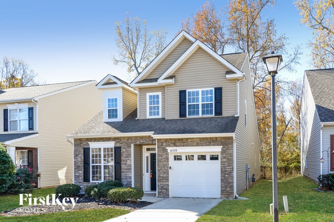 16520 Kettlewell Ln in Charlotte, NC - Building Photo - Building Photo