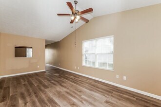 2303 Layton Park Dr in Indianapolis, IN - Building Photo - Building Photo