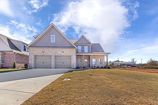 17908 Longleaf Dr in Athens, AL - Building Photo - Building Photo