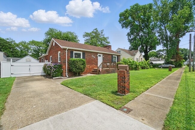 8518 Devon St in Norfolk, VA - Building Photo - Building Photo