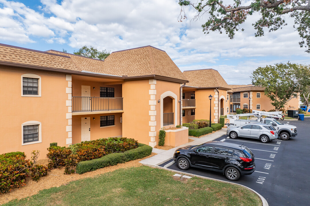 LaBelle of Largo in Largo, FL - Foto de edificio