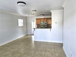 1331 N 68th Ave in Hollywood, FL - Building Photo - Building Photo