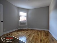 908 W George St, Unit #2908-V2 in Chicago, IL - Building Photo - Building Photo