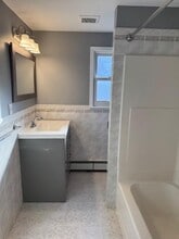124 Shields Ave in Williston Park, NY - Building Photo - Building Photo