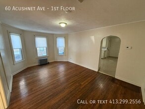 60 Acushnet Ave in Springfield, MA - Building Photo - Building Photo