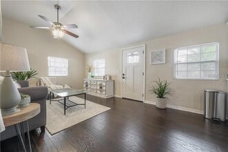 1414 E Idlewild Ave in Tampa, FL - Building Photo - Building Photo