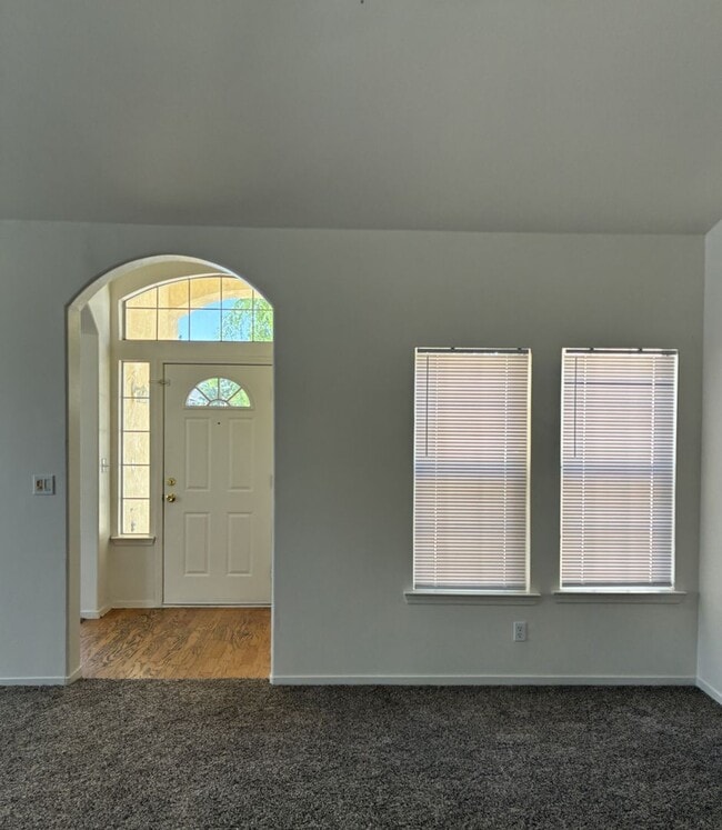1464 Tulip St in Lemoore, CA - Building Photo - Building Photo