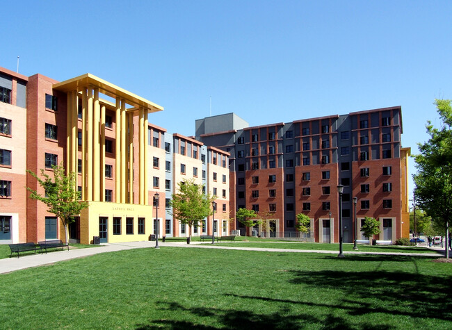 Laurel Hall in Newark, NJ - Building Photo - Building Photo