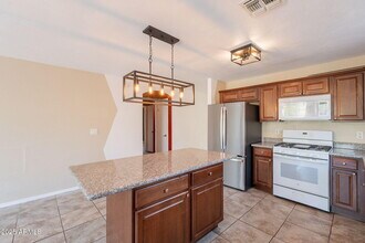 3324 W Maldonado Rd in Phoenix, AZ - Building Photo - Building Photo