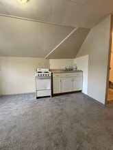 1487 Genesee Rd in South Euclid, OH - Building Photo - Building Photo