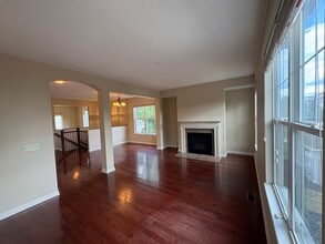 2793 Acarie Dr in Columbus, OH - Foto de edificio - Building Photo