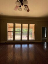 3650 Lakeside Dr in Shreveport, LA - Building Photo - Building Photo