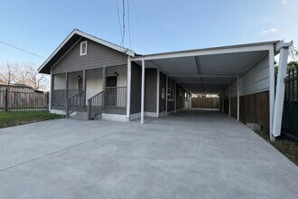 8226 Harding St in Houston, TX - Building Photo - Building Photo