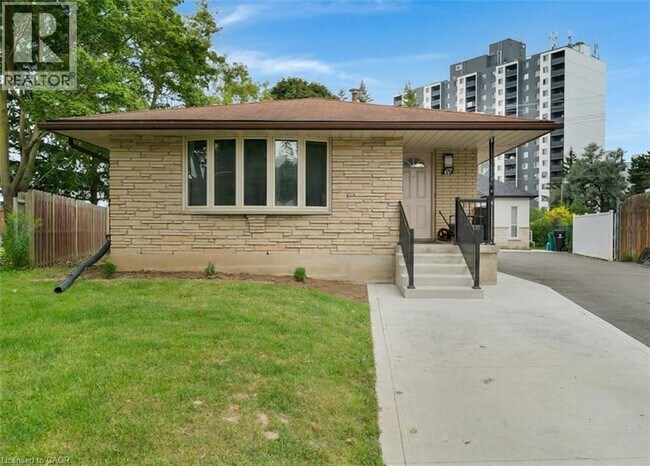 property at 67 Kimberly Crescent