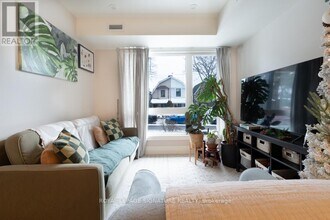 398 Westmoreland Ave N in Toronto, ON - Building Photo - Building Photo