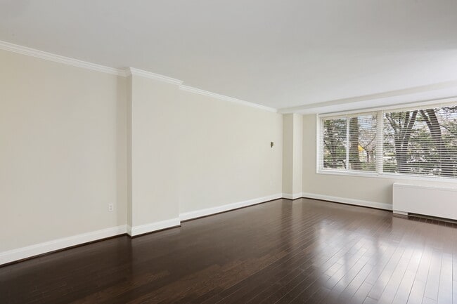 property at 4000 Tunlaw Rd NW