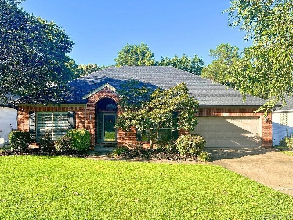 14302 Westbury Dr in Little Rock, AR - Building Photo