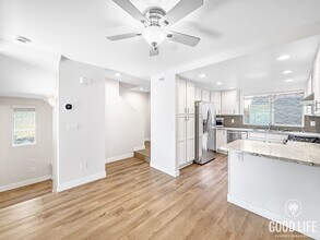 1536 Glenwood Dr in San Diego, CA - Building Photo - Building Photo