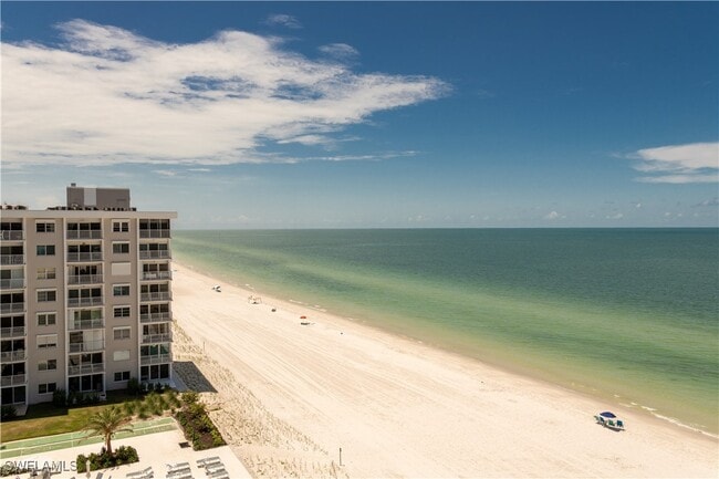 3443 Gulf Shore Blvd N in Naples, FL - Building Photo - Building Photo
