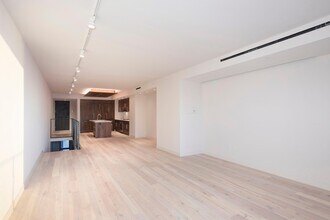 90 Furman St in Brooklyn, NY - Building Photo - Building Photo