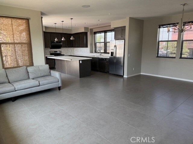233 Promenade St, Unit 1442 - 4E in Pomona, CA - Building Photo - Building Photo