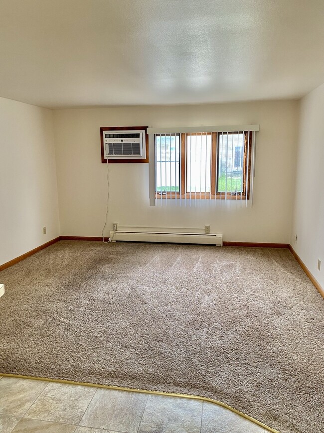 715 Rice St, Unit 8 in Horicon, WI - Building Photo - Building Photo