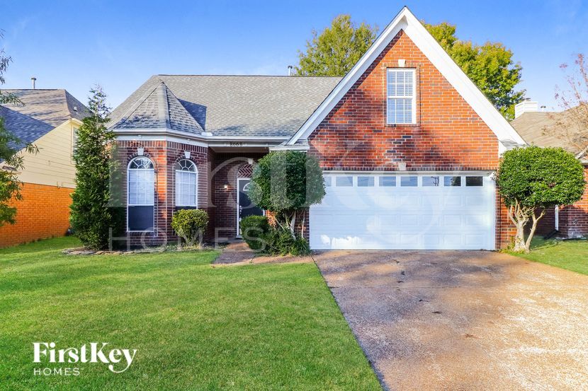 8668 Pantherburn Cir N in Memphis, TN - Building Photo