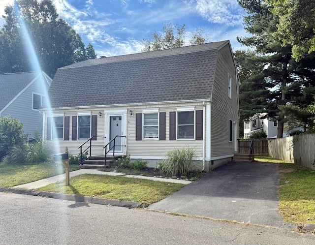 16 Kingsbury Ln