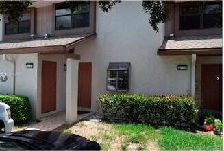 4733 NW 82nd Ave in Lauderhill, FL - Building Photo - Building Photo