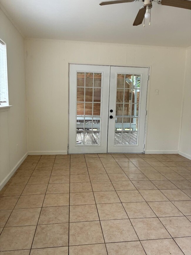 property at 229 University Ave