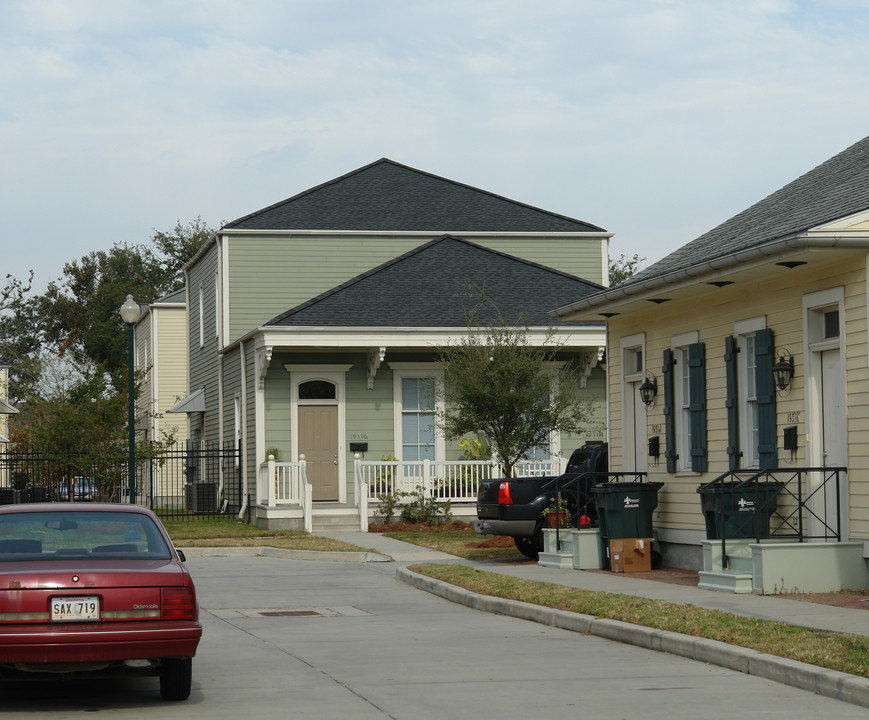 1931 GH Annunciation St in New Orleans, LA - Building Photo