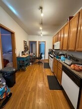 626 W Patterson Ave in Chicago, IL - Building Photo - Building Photo