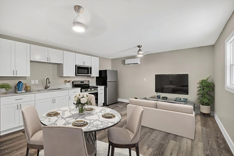 37 Seminole Ct in Ft. Myers, FL - Building Photo