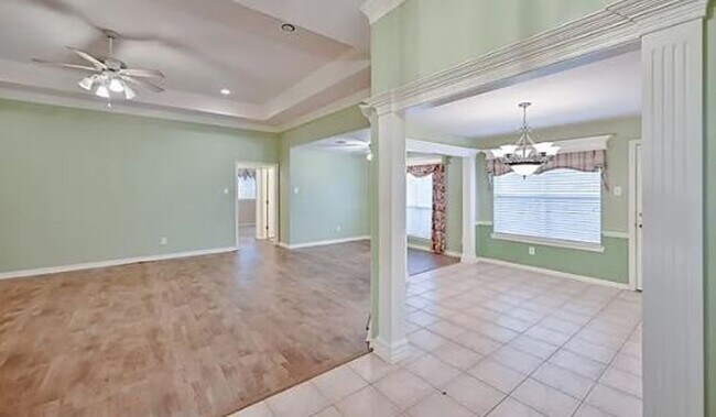 200 Bluebonnet Ln in Waxahachie, TX - Building Photo - Building Photo