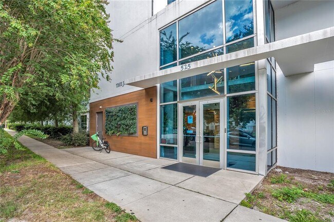525 E Jackson St in Orlando, FL - Building Photo - Building Photo