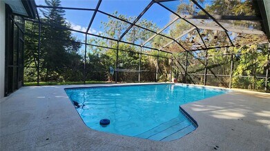 3037 Crest Dr in Clearwater, FL - Building Photo - Building Photo