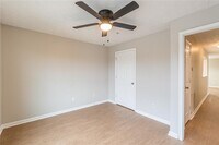 5301 Waldrop Pl photo'