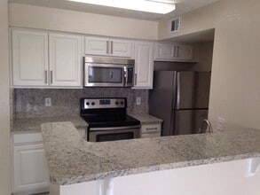 2203 Key W Ct in Kissimmee, FL - Building Photo - Building Photo