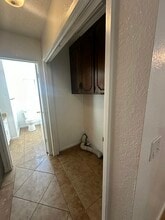 1711 E Paradise Ave in Visalia, CA - Building Photo - Building Photo