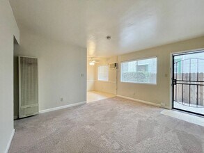 1417 T Street in Sacramento, CA - Building Photo - Interior Photo