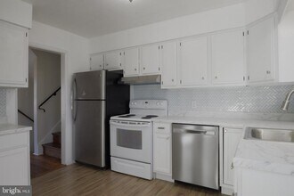 1016 S Hilton Rd in Wilmington, DE - Building Photo - Building Photo