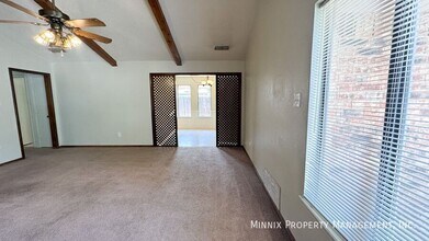 4427 75th Dr in Lubbock, TX - Foto de edificio - Building Photo