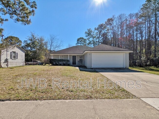 1674 Rowe Ave in Jacksonville, FL - Building Photo - Building Photo