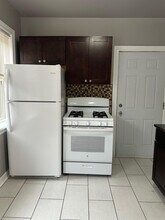 4027 W Melrose St, Unit ONE BED in Chicago, IL - Building Photo - Building Photo