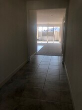 6902 Tailwind Ln in Stockton, CA - Building Photo - Building Photo