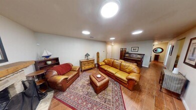 9215 Hunters Trace E in Austin, TX - Building Photo - Building Photo